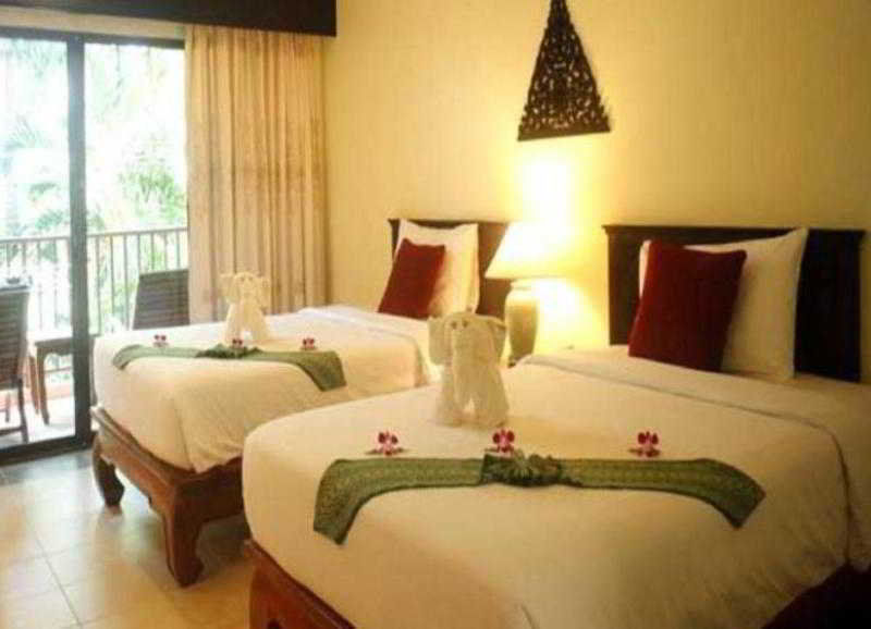 Chanalai Garden Resort, Kata Beach Esterno foto